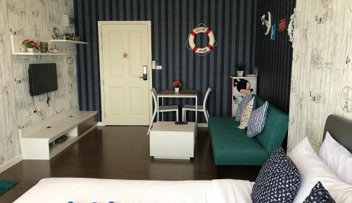 Studio Apartment with Sea View