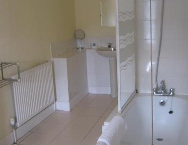 Honeymoon Suite