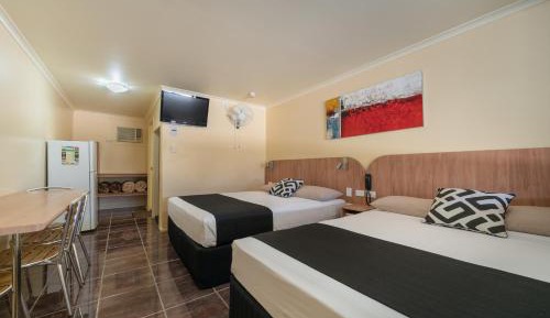 Standard Queen Room with Two Queen Beds