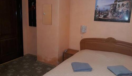 Deluxe Double Room with Extra Bed