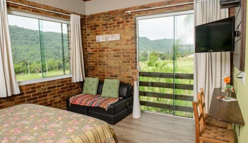 Suite with Mountain View