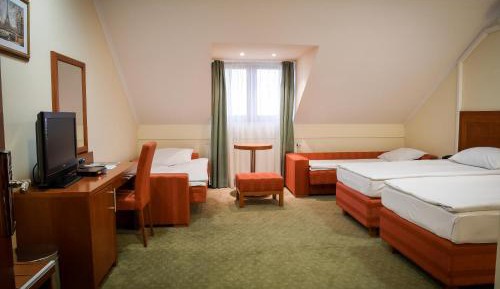 Quadruple Room with Bathroom