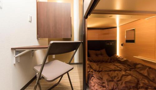 Capsule Room for Male 