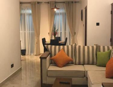 Ground Floor Apartment with Mountain View