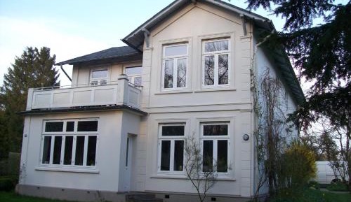 Apartment with Garden View