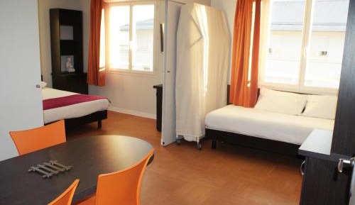Apartment (3 Adults)