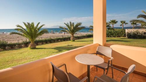 Double or Twin Room with Sea View