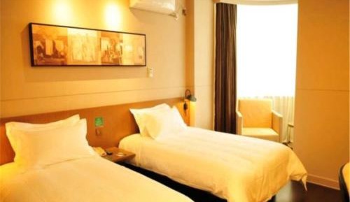 Standard Twin Room A