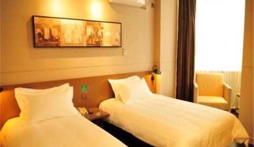 Business Twin Room A