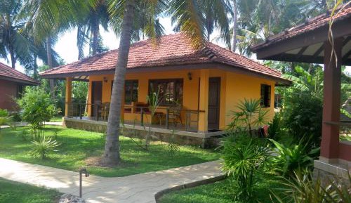 Family Bungalow with Garden View