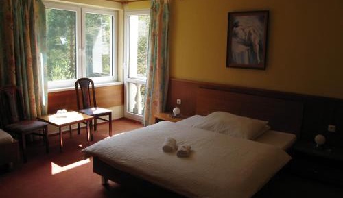 Deluxe Double Room with Shower