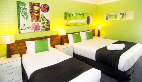 Deluxe Twin Room