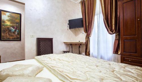 Deluxe Double or Twin Room with Balcony