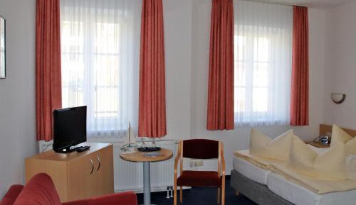 Standard Double Room with City View