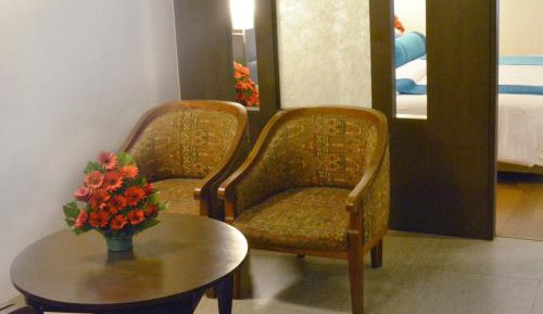 Deluxe Suite -  Book & Unlock Exclusive Deals/Discounts.