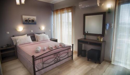 Triple Room with Sea View