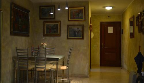 Single Room with Shared Bathroom