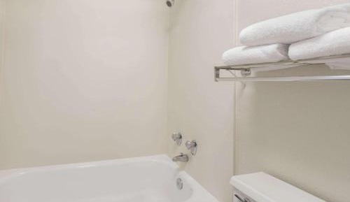 King Room - Non-Smoking