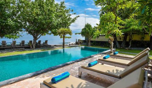 Villa - Beach Front