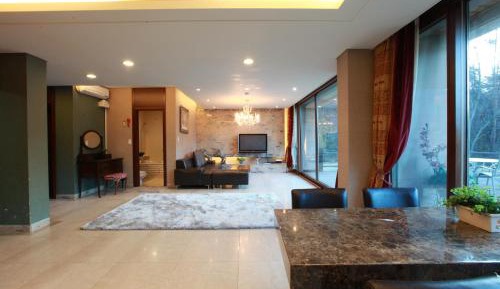 Superior Two-Bedroom Apartment