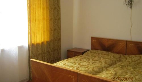 Deluxe Double or Twin Room with Mountain View