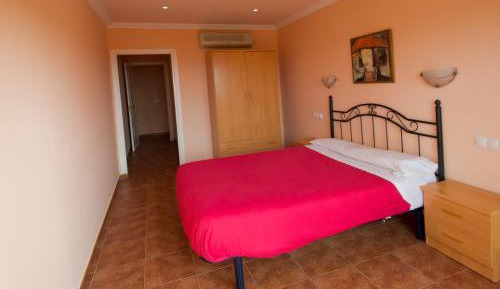 Two-Bedroom Queen Suite with Sofa Bed