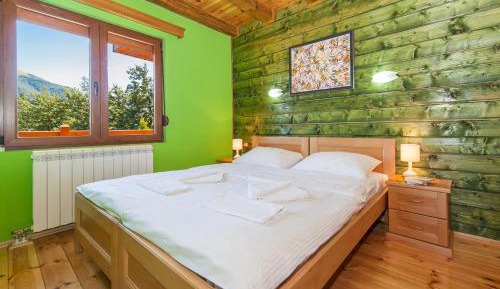 Deluxe Bungalow with Garden View