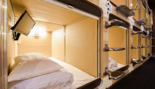 Capsule Room for Male 