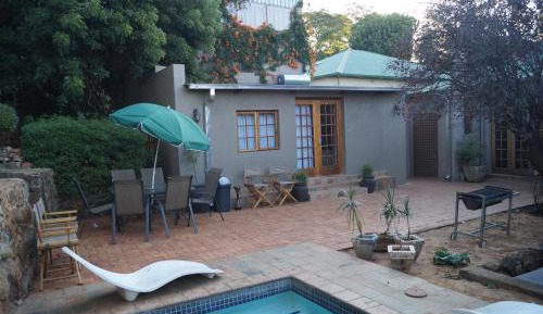 Triple Room with Pool View