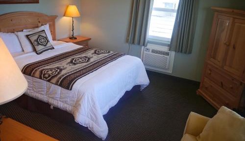 Queen Suite