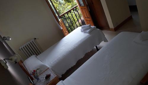 Basic Triple Room
