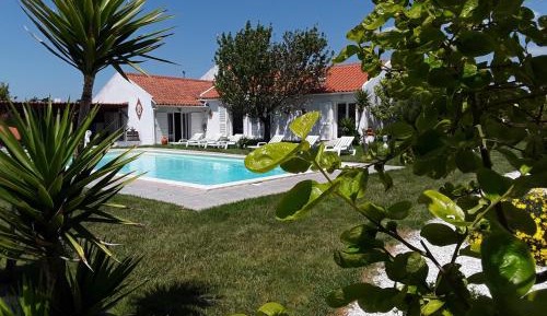 Double Room with Pool View