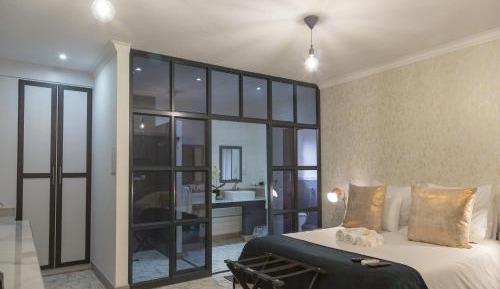 Superior Queen Room