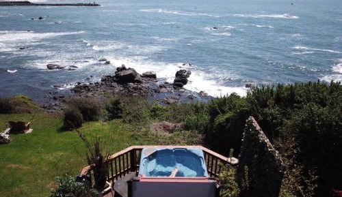 Deluxe Double Room with Balcony and Sea View