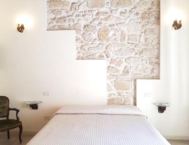 Double or Twin Room with Private Bathroom