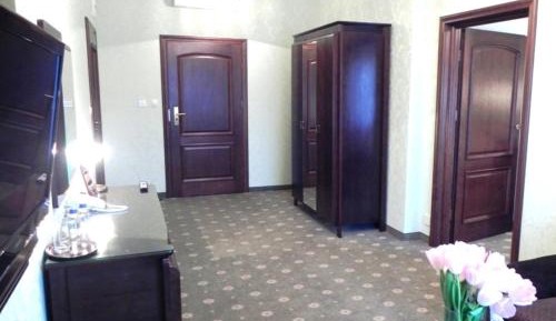 Studio (2 Adults)