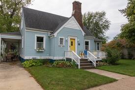 South Haven House | Blue Moon Cottage - 3 Night Minimum