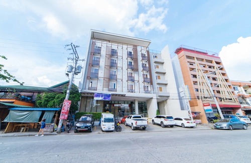 Barangay 32 Hotel | RedDoorz Plus @ Roxas Street Davao