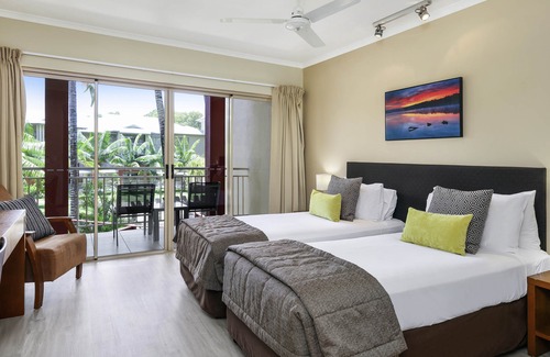 Palm Cove Hotel | Mantra Amphora Palm Cove