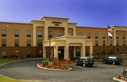 Utica Hotel | Hampton Inn Utica
