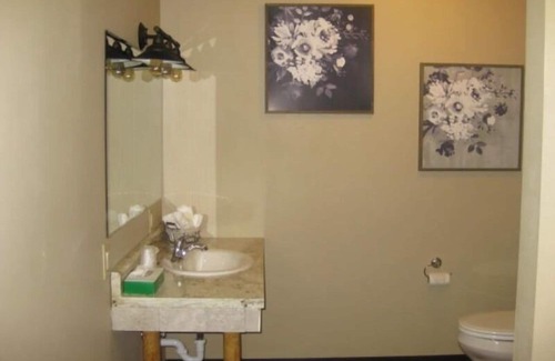 Lewistown Hotel | Big Horse Inn and Suites