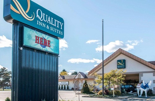 Escanaba Hotel | Quality Inn & Suites