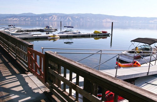 Lakeport Hotel | Skylark Shores Resort