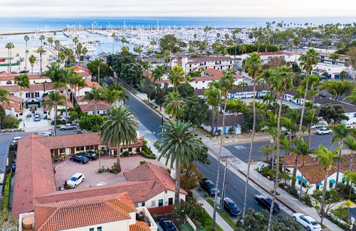 West Beach Hotel | Harbor House Inn