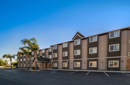 Tracy Hotel | Microtel Inn & Suites by Wyndham Tracy
