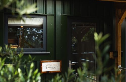 Knutsford Hotel | The Tens at Owen House Farm