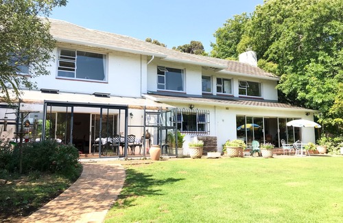 Newlands Hotel | Klein Bosheuwel Guest House