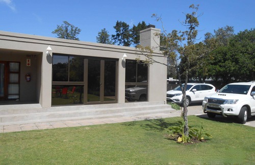 Durbanville Hotel | Dilisca Guesthouse