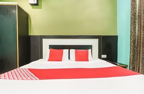 Thanesar Hotel | OYO 48233 Hotel Seven Seas