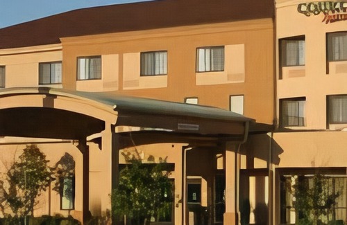 Norman Hotel | Courtyard by Marriott Norman